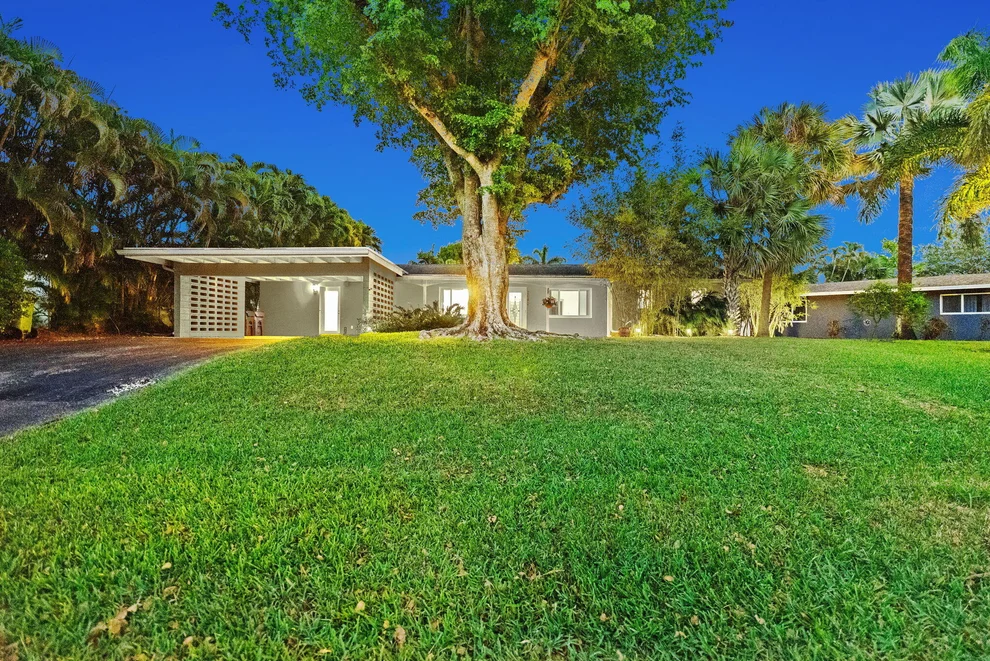 Unit for sale at 2640 SW 34th Avenue, Fort Lauderdale, FL 33312