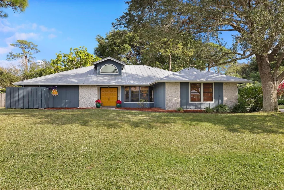 Unit for sale at 6399 Wood Lake Road, Jupiter, FL 33458