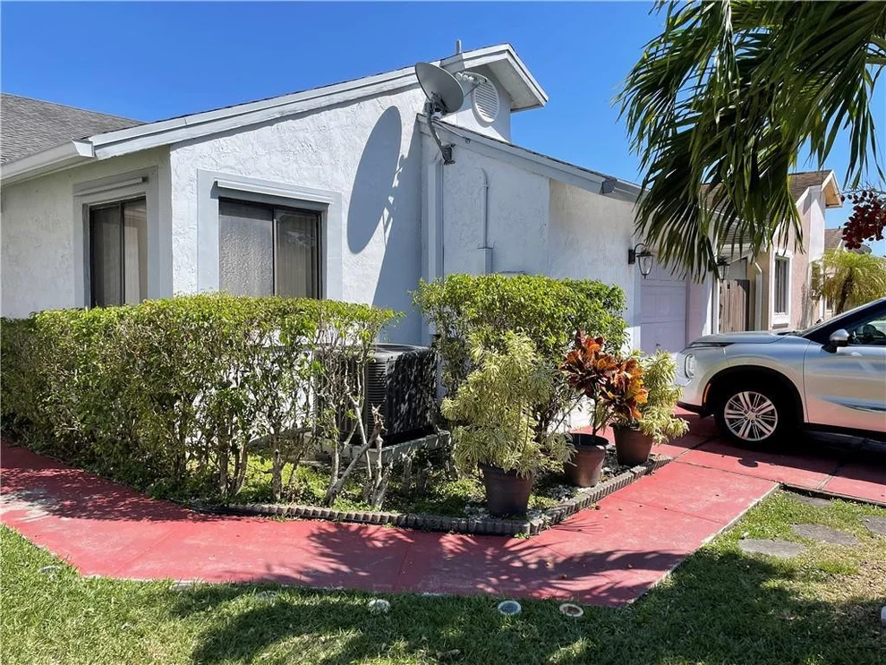 Unit for sale at 1231 SW 112th Avenue, Pembroke Pines, FL 33025