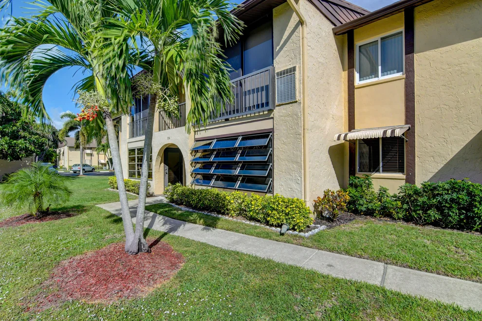 Unit for sale at 334 Pine Ridge Circle, Greenacres, FL 33463