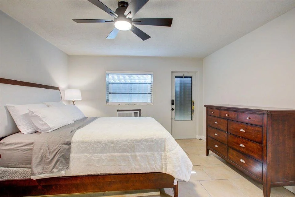 Unit for sale at 160 NE 8th Avenue, Hallandale Beach, FL 33009