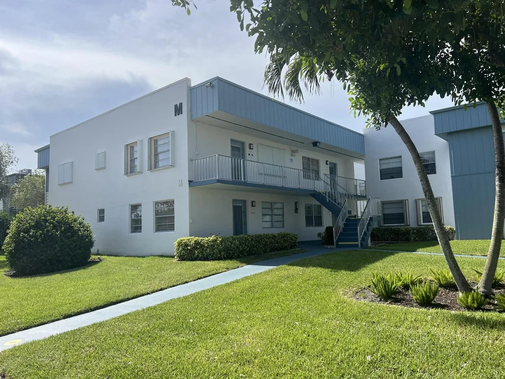 Unit for sale at 578 Burgundy M, Delray Beach, FL 33484