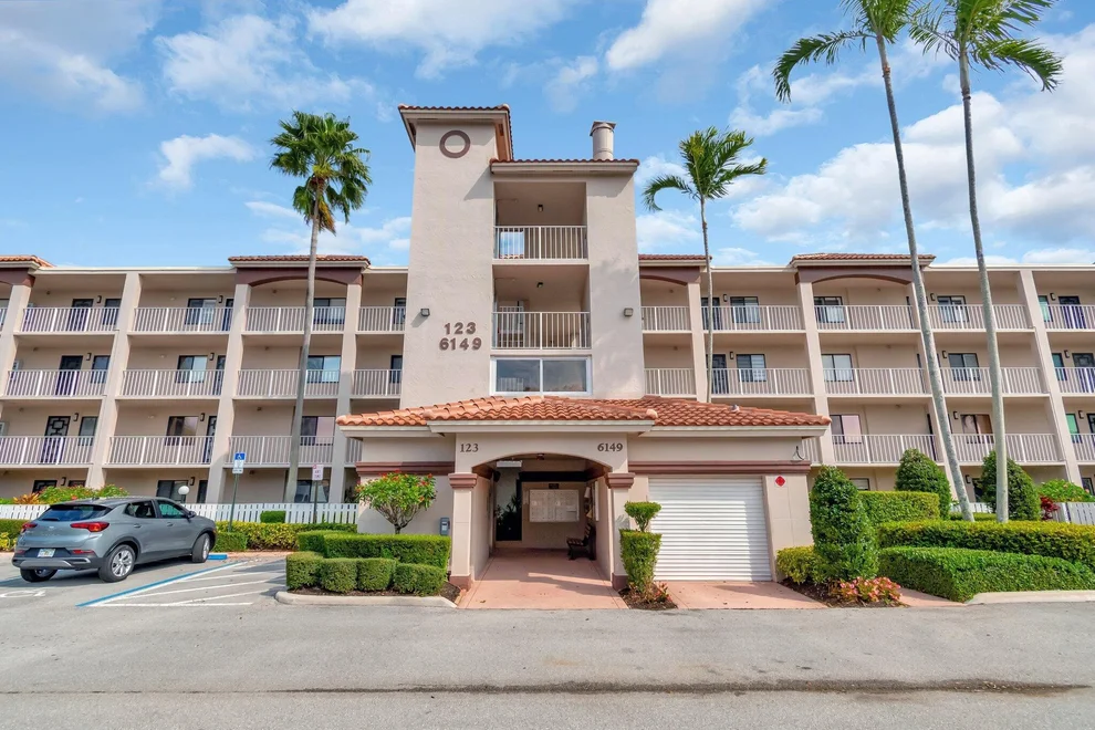 Unit for sale at 6149 Pointe Regal Circle, Delray Beach, FL 33484
