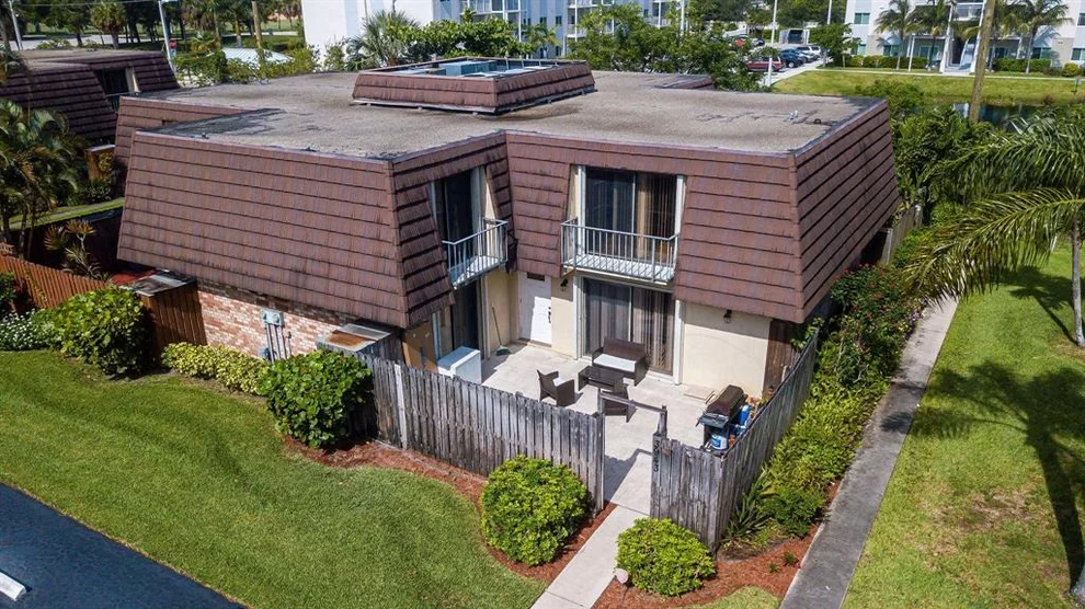 Unit for sale at 3943 Carolina Drive, Lake Worth, FL 33461