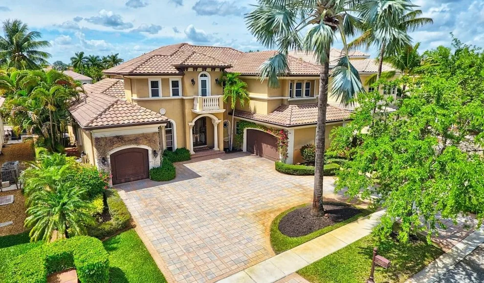 Unit for sale at 17537 Middlebrook Way, Boca Raton, FL 33496