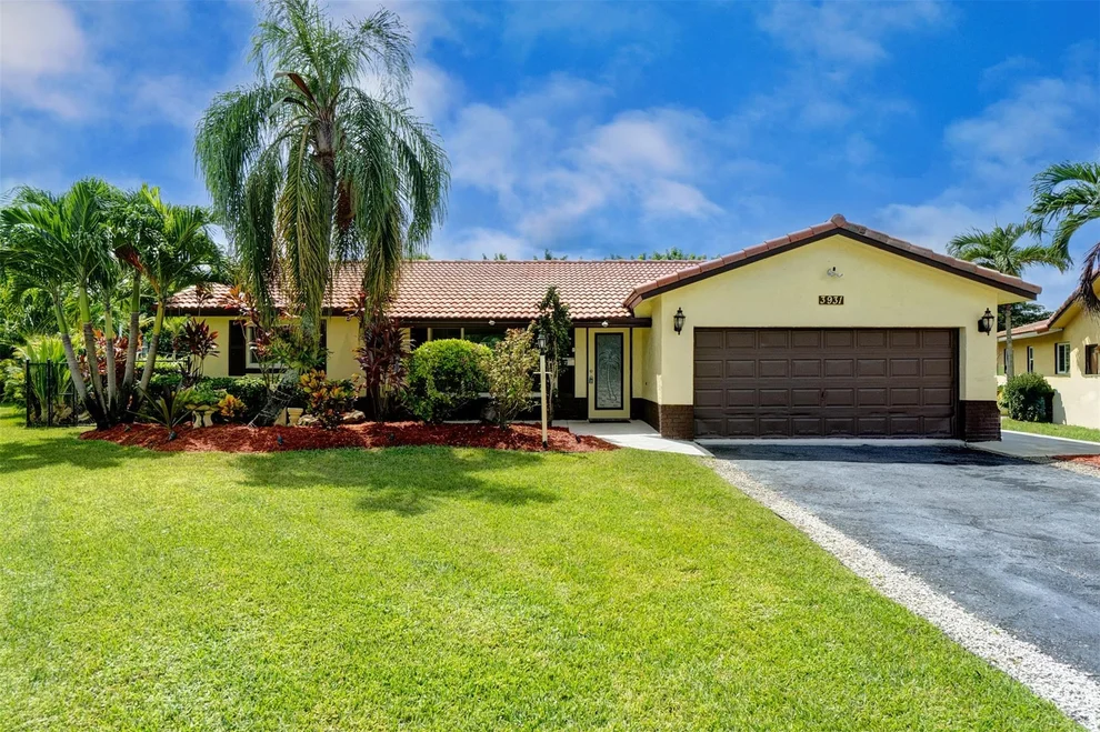 Unit for sale at 3931 NW 108th Avenue, Coral Springs, FL 33065