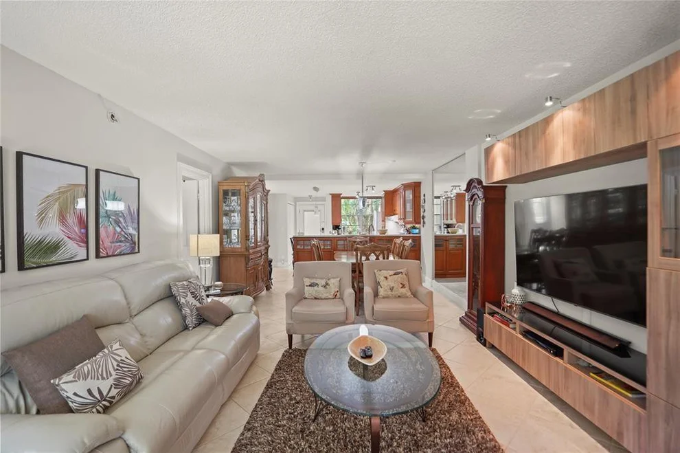 Unit for sale at 2998 NW 48th Terrace, Lauderdale Lakes, FL 33313
