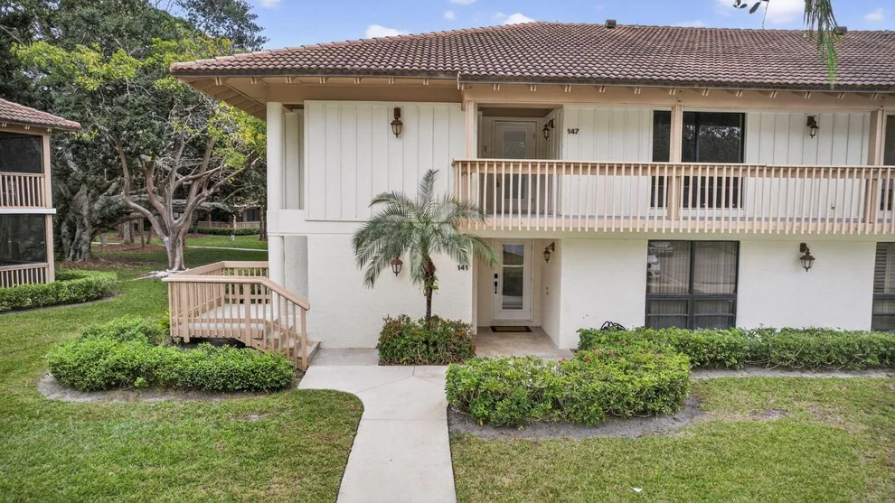 Unit for sale at 147 Brackenwood Road, Palm Beach Gardens, FL 33418