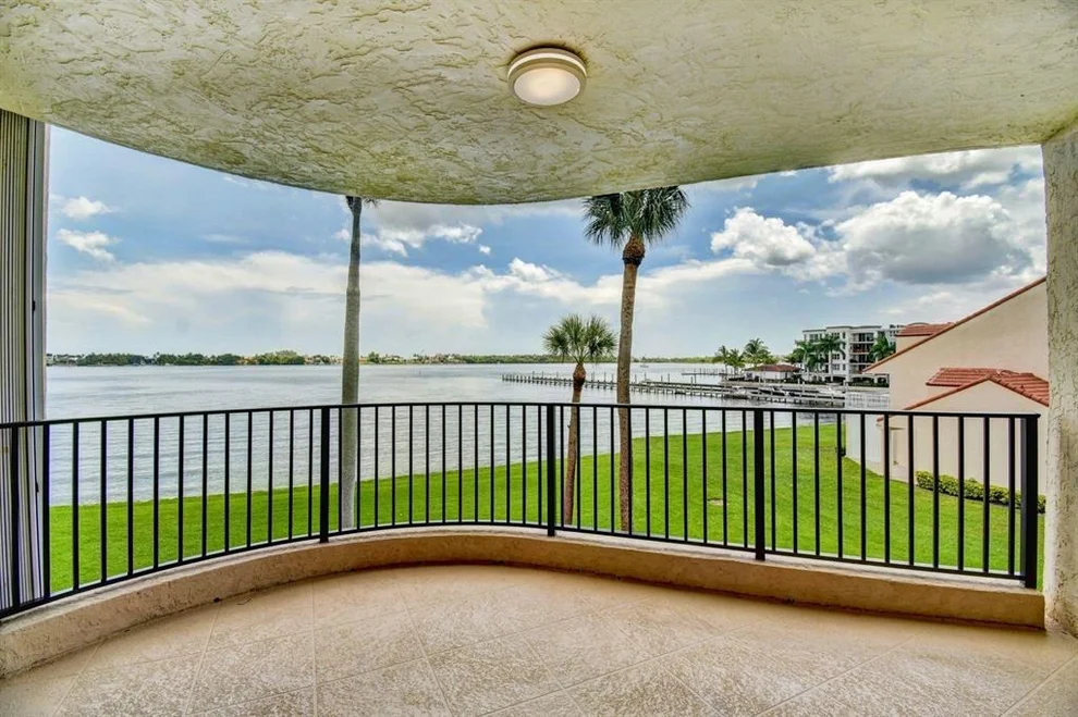 Unit for sale at 8200 Lakeshore Drive, Hypoluxo, FL 33462