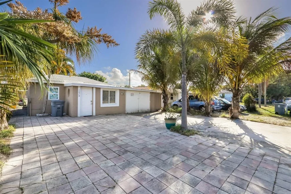 Unit for sale at 1078 Highview Road, Lake Worth, FL 33462