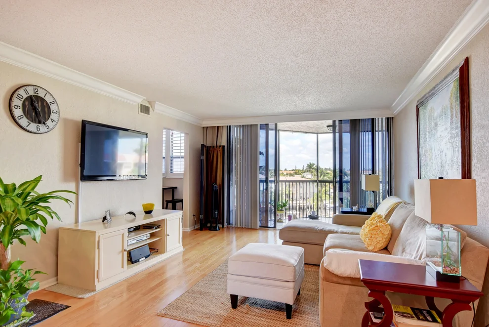 Unit for sale at 800 Jeffery Street, Boca Raton, FL 33487