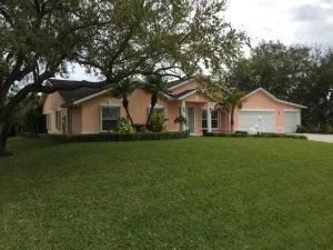 Unit for sale at 6463 55th Square, Vero Beach, FL 32967