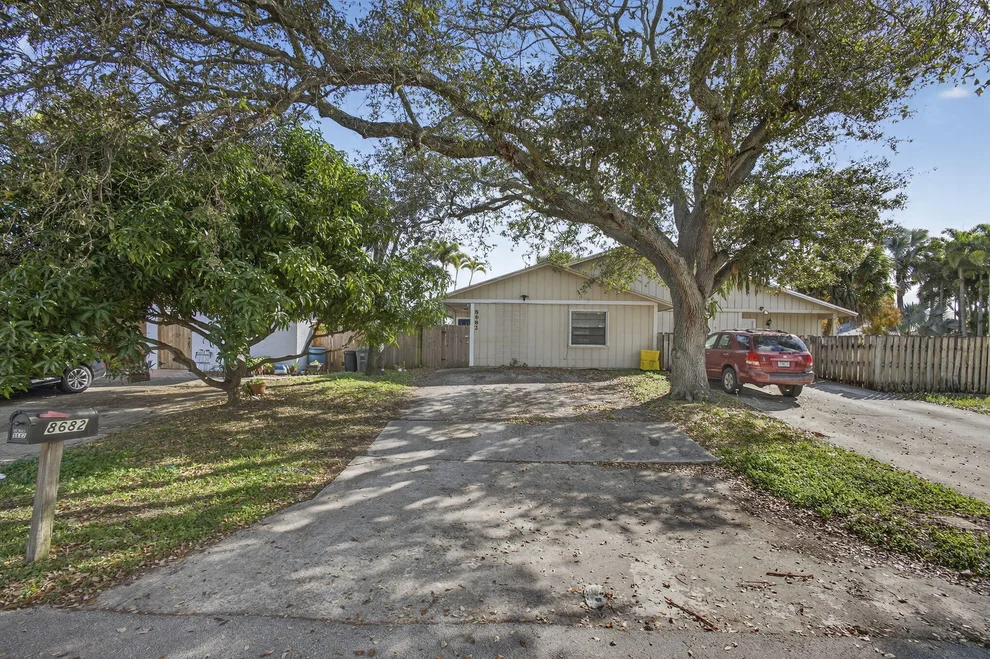 Unit for sale at 8682 Crater Terrace, West Palm Beach, FL 33403