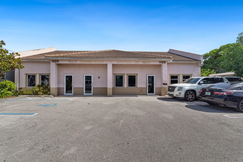Unit for sale at 1125 Crestwood Boulevard, Lake Worth Beach, FL 