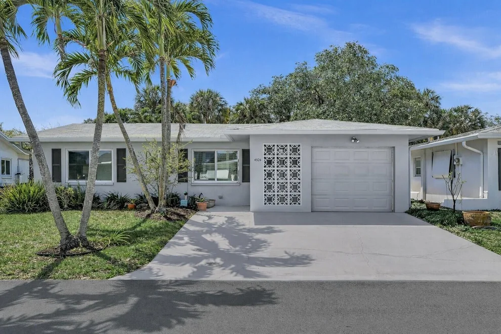 Unit for sale at 4504 NW 47th Terrace, Tamarac, FL 33319