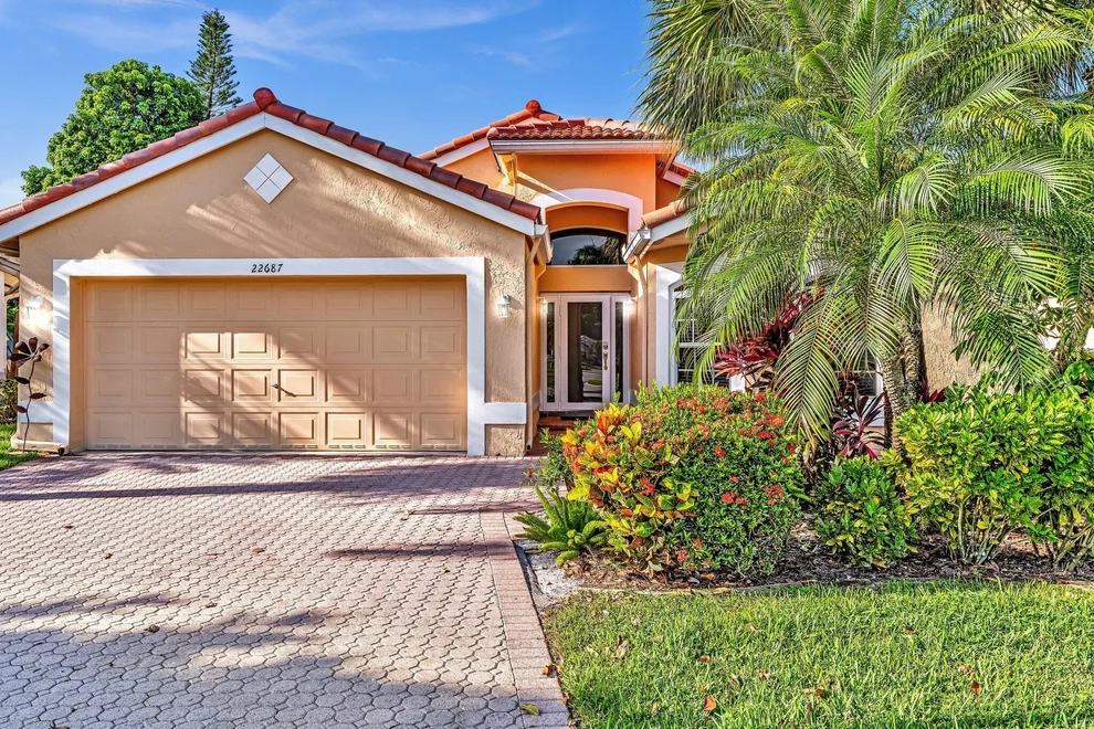 Unit for sale at 22687 Royal Crown Ter Terrace E, Boca Raton, FL 33433