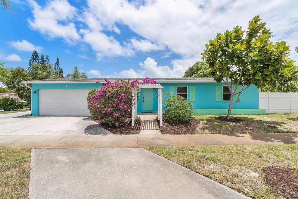 Unit for sale at 102 SW 7th Street, Boynton Beach, FL 33426