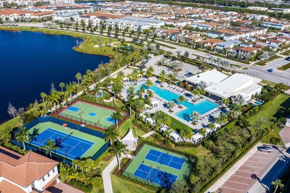 Unit for sale at 5333 Sagan Lane, Palm Beach Gardens, FL 33418