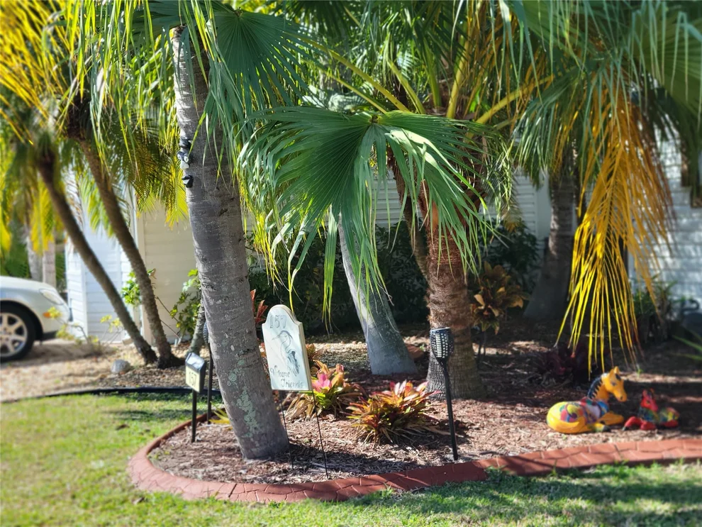 Unit for sale at 3755 SE 6th Glen, Okeechobee, FL 34974