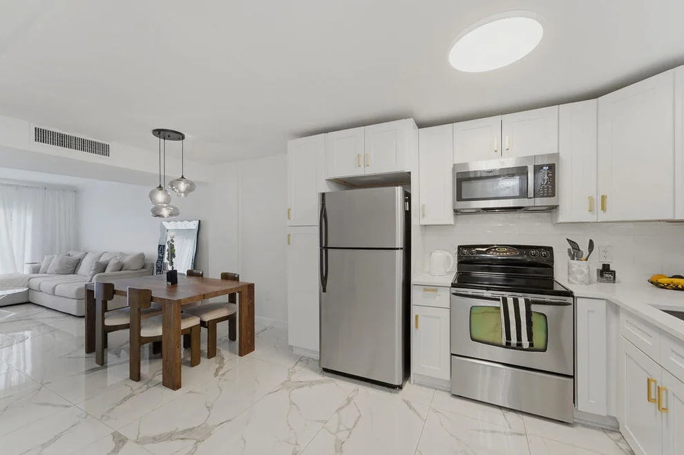 Unit for sale at 809 W Oakland Park Boulevard, Oakland Park, FL 33311