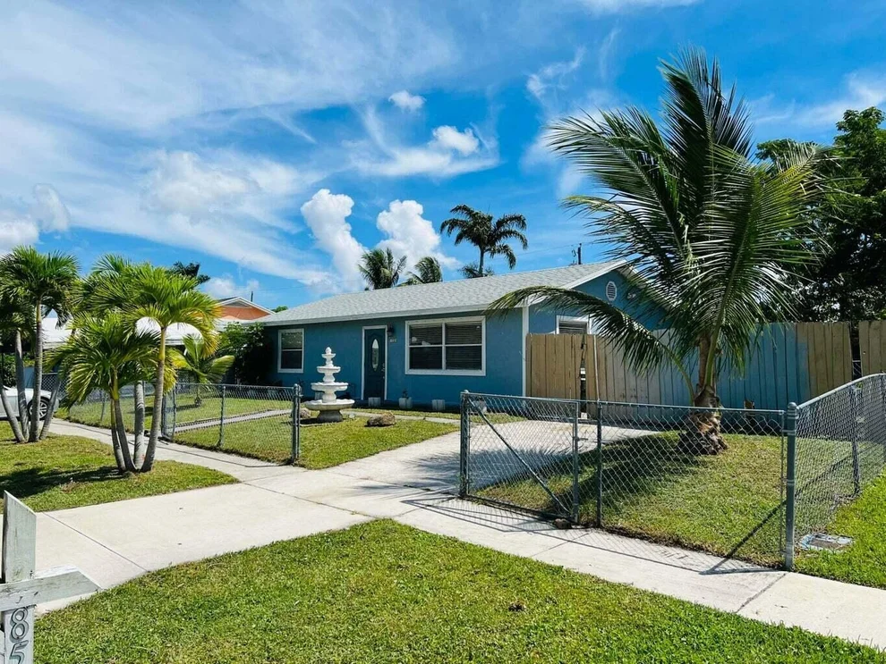 Unit for sale at 858 Scott Drive, West Palm Beach, FL 33415