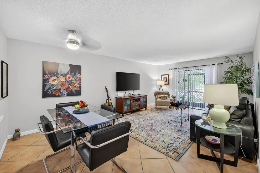 Unit for sale at 4113 NW 88th Avenue, Coral Springs, FL 33065