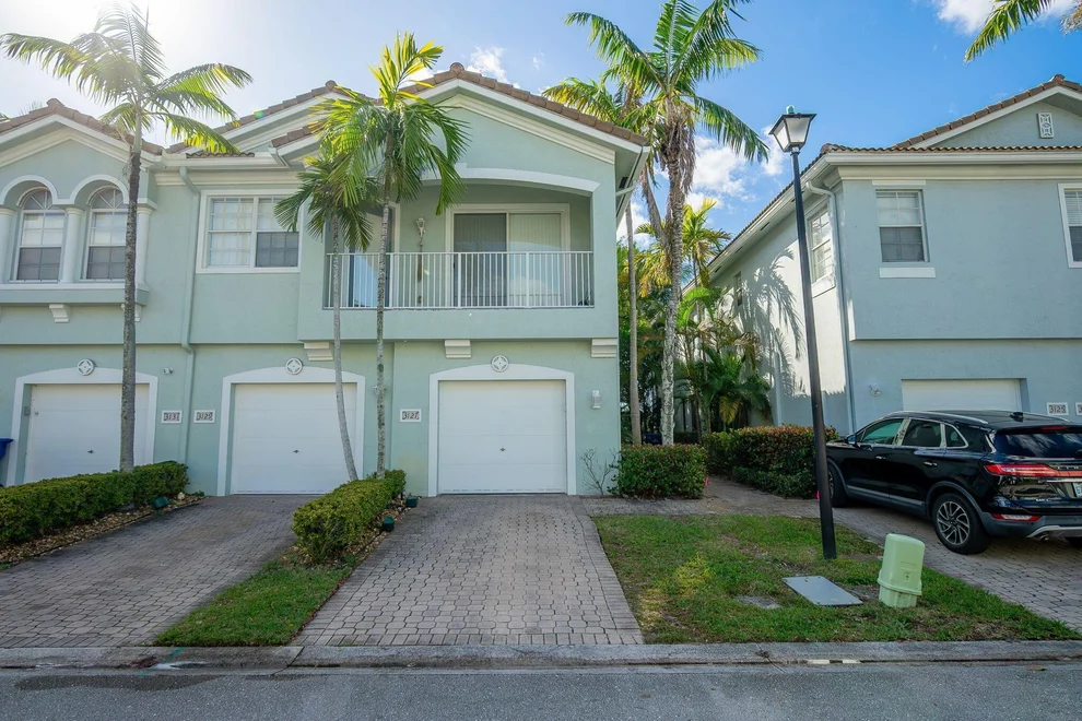 Unit for sale at 3127 Laurel Ridge Circle, Riviera Beach, FL 33404