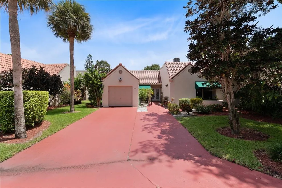 Unit for sale at 6420 Via Tierra, Boca Raton, FL 33433