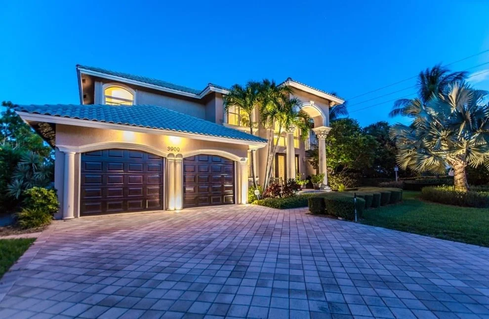Unit for sale at 3900 NE 25th Avenue, Lighthouse Point, FL 33064