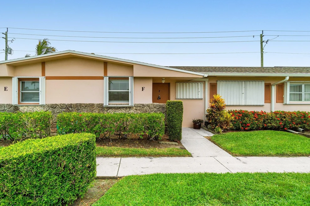 Unit for sale at 2775 Dudley Drive W, West Palm Beach, FL 33415