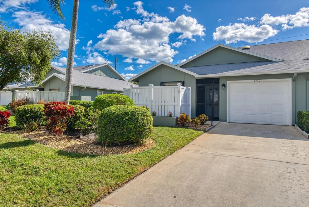 Unit for sale at 6776 SE Yorktown Drive, Hobe Sound, FL 33455