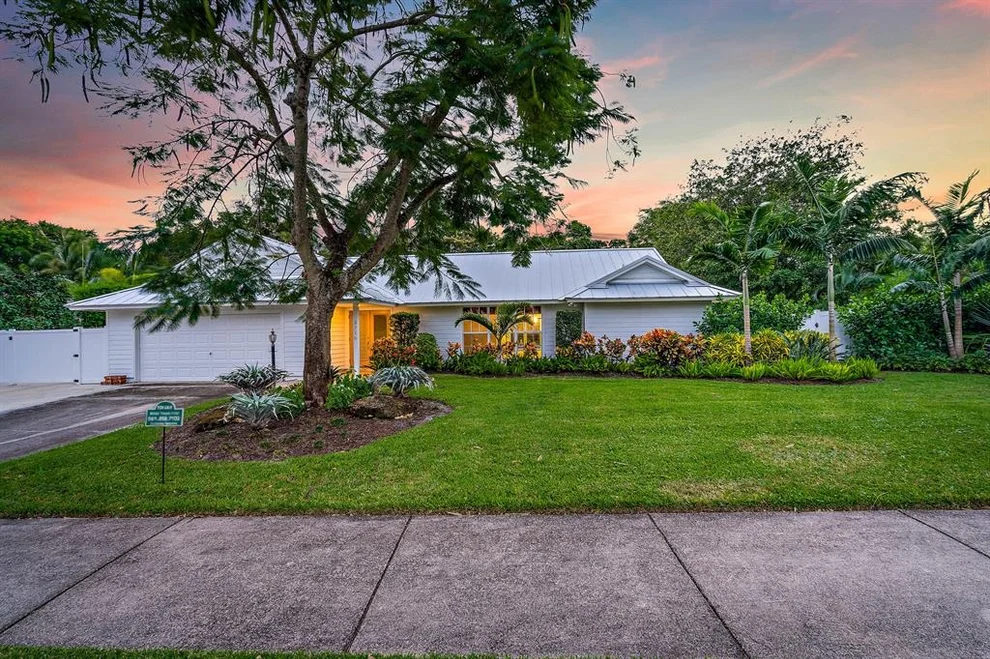 Unit for sale at 2710 W Hope Lane, Palm Beach Gardens, FL 33410
