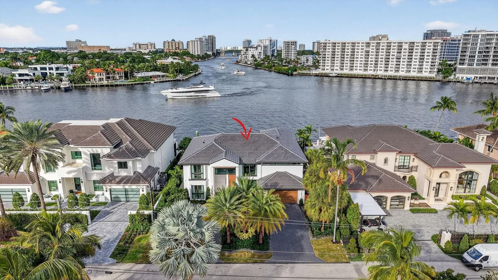 Unit for sale at 2533 Aqua Vista Boulevard, Fort Lauderdale, FL 33301