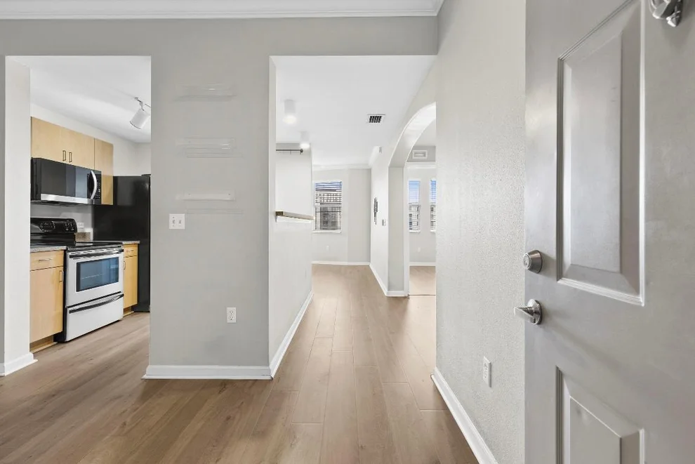 Unit for sale at 533 NE 3rd Avenue, Fort Lauderdale, FL 33301