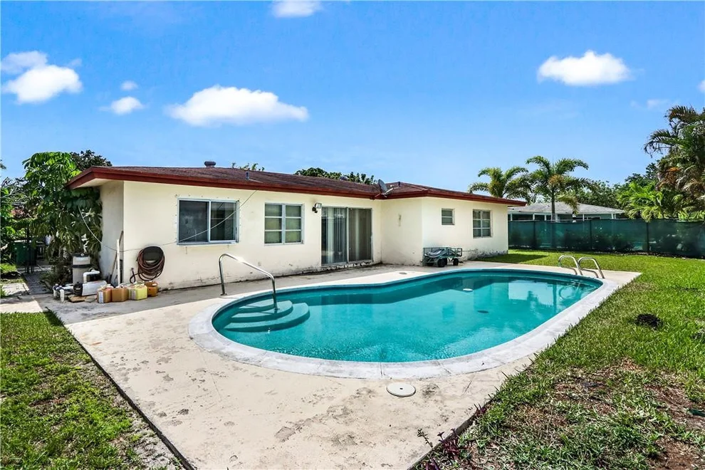 Unit for sale at 8165 NW 66th Terrace, Tamarac, FL 33321