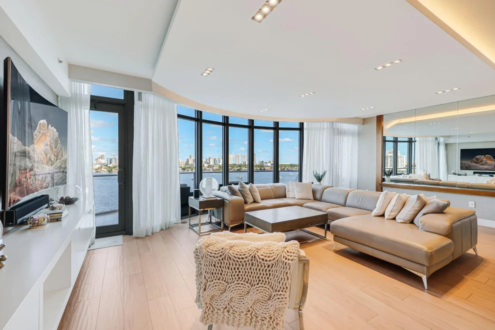 Unit for sale at 17301 Biscayne Boulevard, North Miami Beach, FL 33160