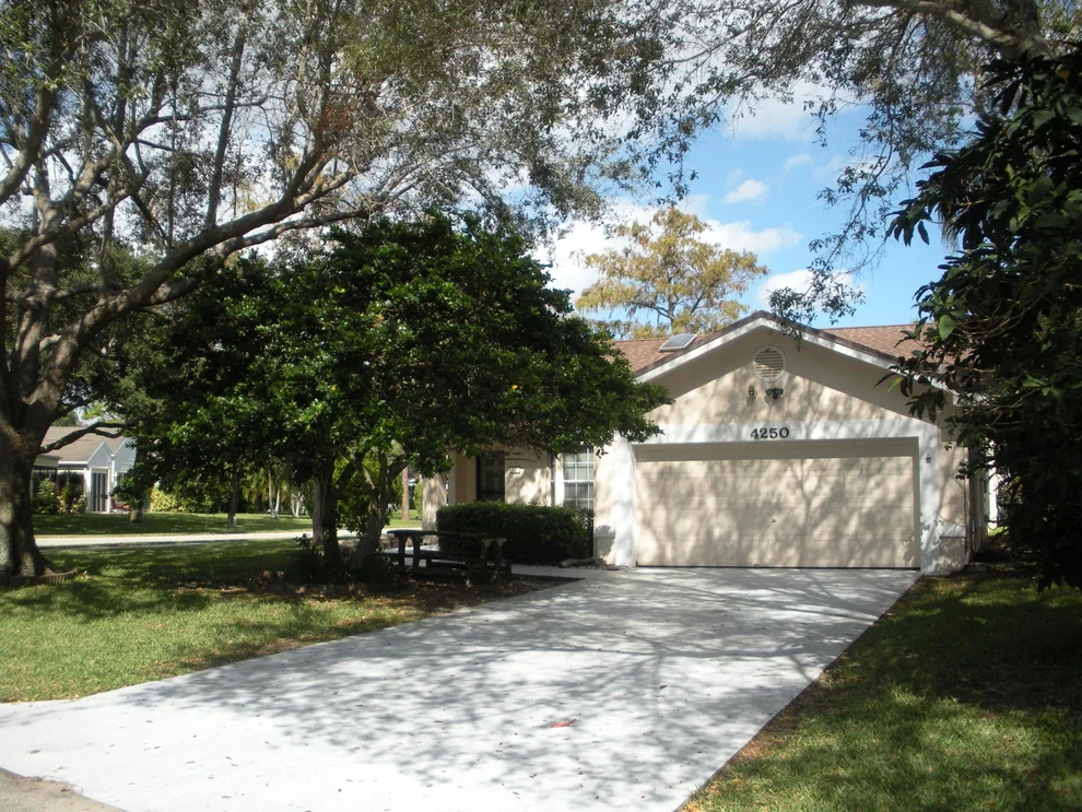 Unit for sale at 4250 Grovepark Lane, Boynton Beach, FL 33436