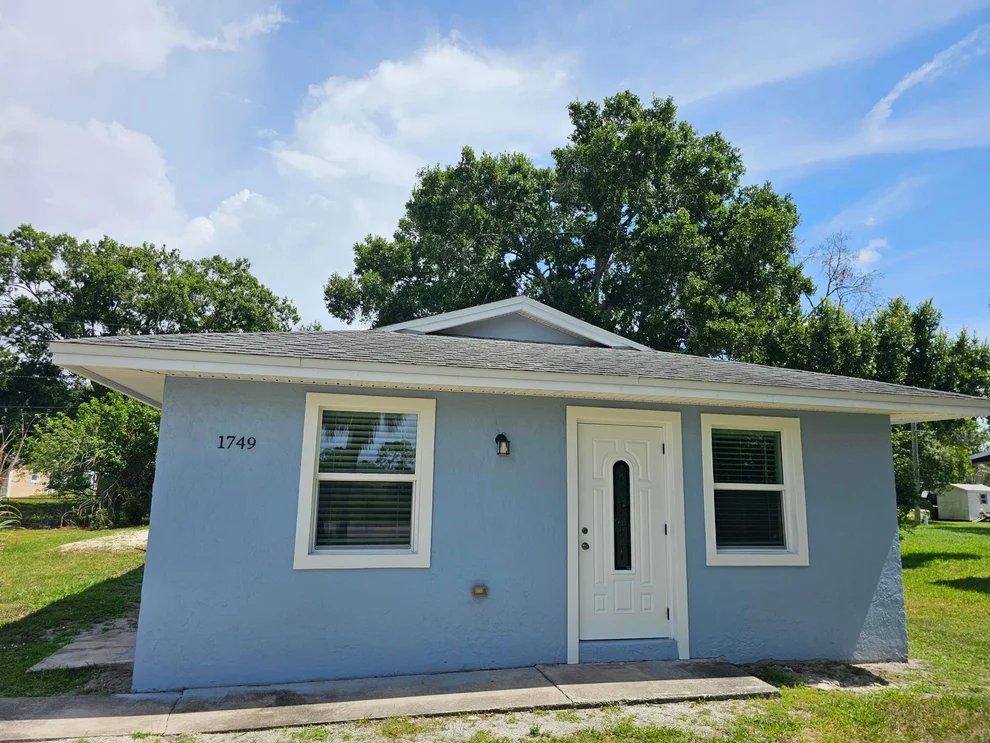 Unit for sale at 1749 NE 2nd Street, Okeechobee, FL 34972