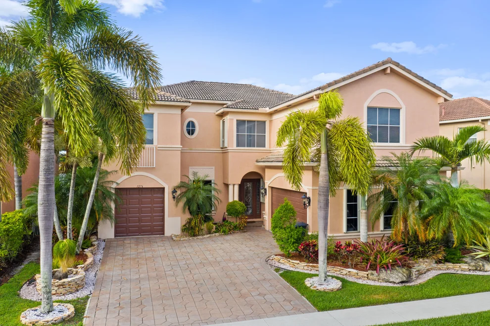 Unit for sale at 1276 Beacon Circle, Wellington, FL 33414