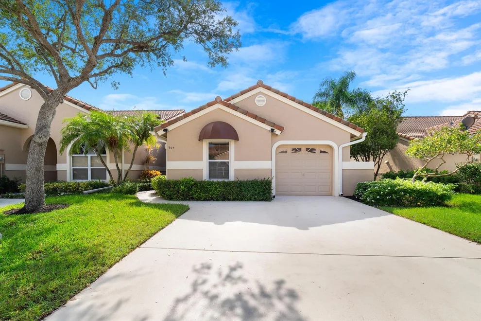 Unit for sale at 904 Mahogany Place, Palm Beach Gardens, FL 33418