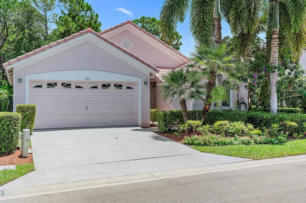 Unit for sale at 404 Woodview Circle, Palm Beach Gardens, FL 33418
