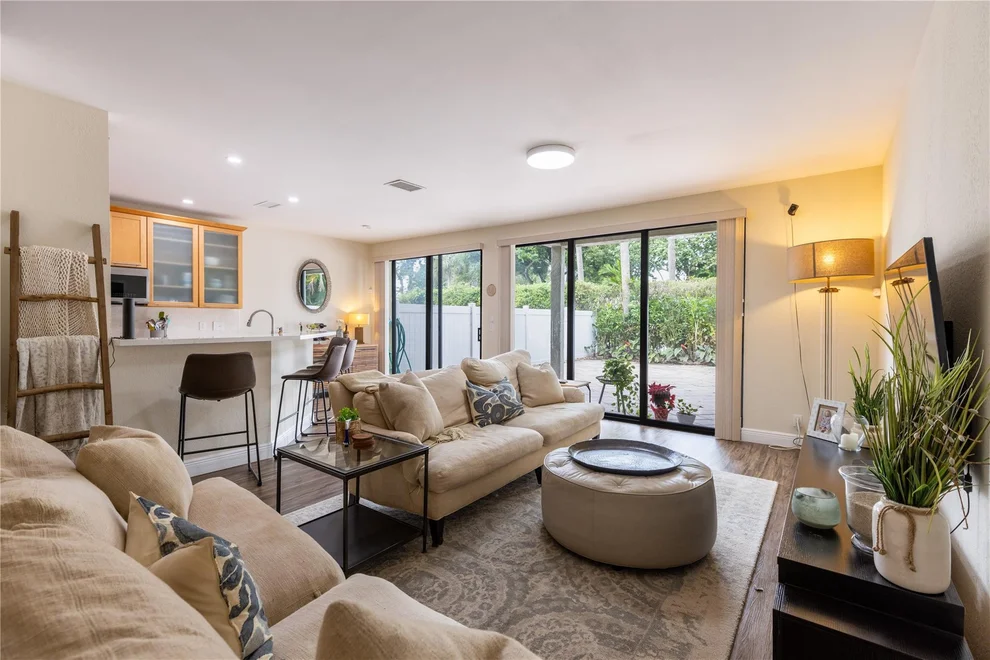 Unit for sale at 5698 Santiago Circle, Boca Raton, FL 33433