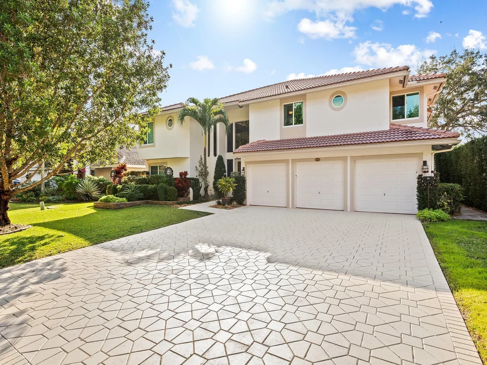 Unit for sale at 9834 NW 49th Place, Coral Springs, FL 33076