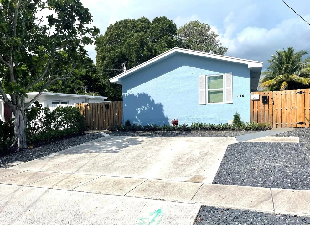 Unit for sale at 610 SE 2nd Avenue, Delray Beach, FL 33483
