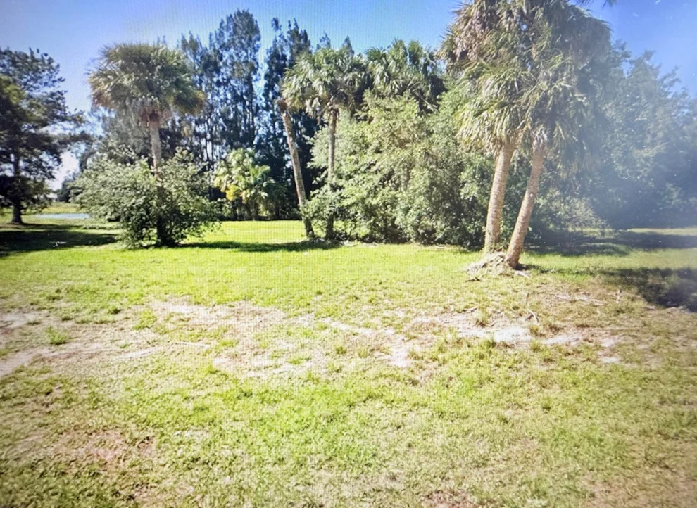 Unit for sale at 6209 Pebble Lane, Sebring, FL 33876