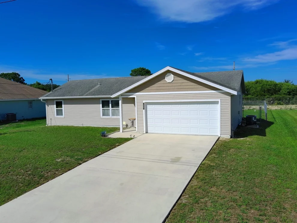 Unit for sale at 1681 SW Hampshire Lane, Port St Lucie, FL 34953