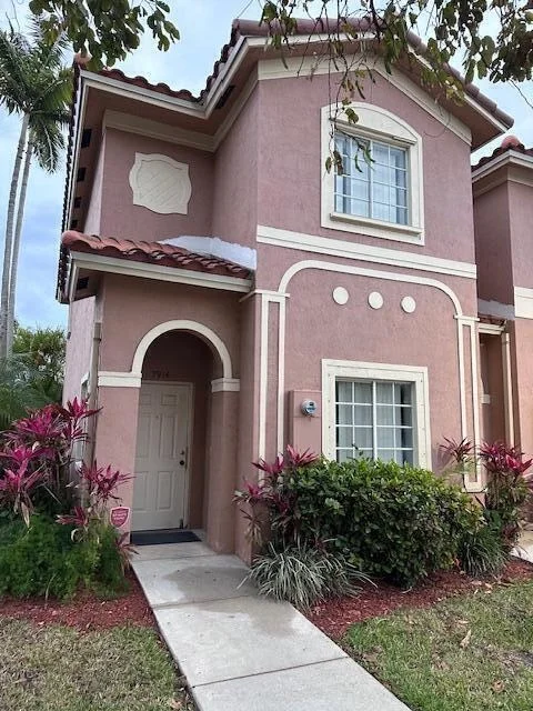 Unit for sale at 7914 Catalina Circle, Tamarac, FL 33321