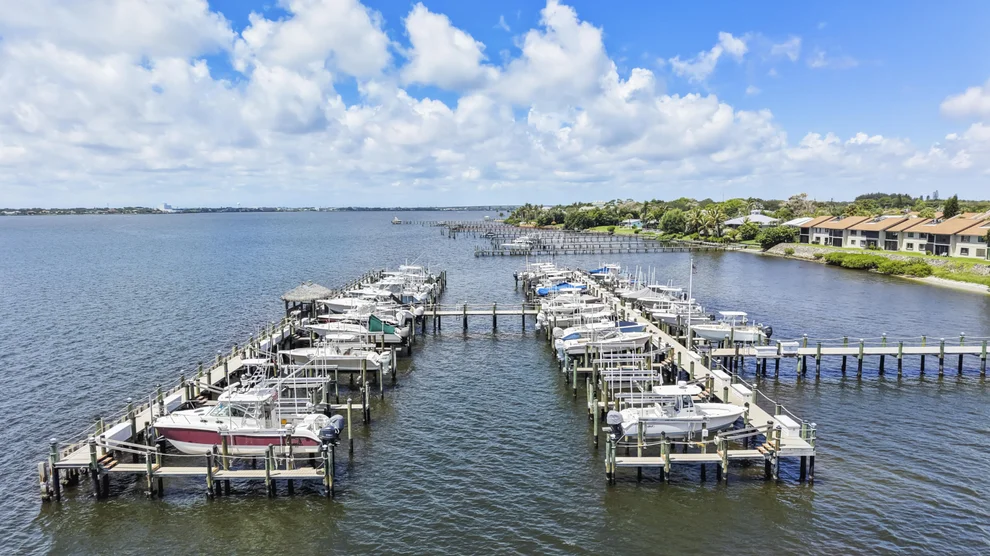 Unit for sale at 1600 NE Dixie Highway, Jensen Beach, FL 34957
