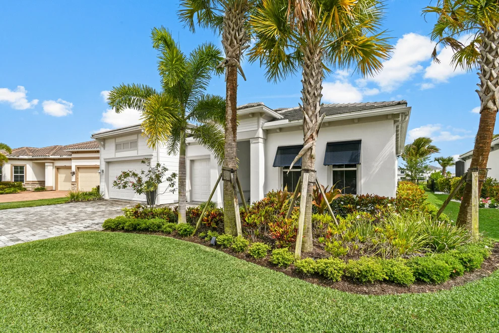 Unit for sale at 10870 Stellar Circle, Palm Beach Gardens, FL 33412