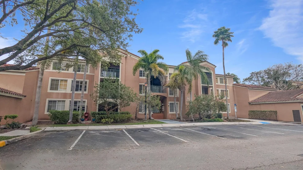 Unit for sale at 4816 N State Road 7, Coconut Creek, FL 33073